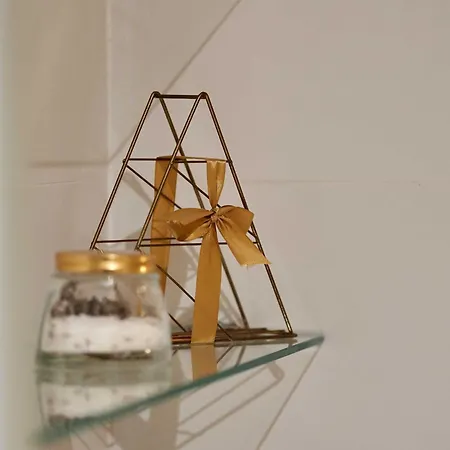 Boris St - Two Bedroom With Terrace And Jacuzzi Trogir