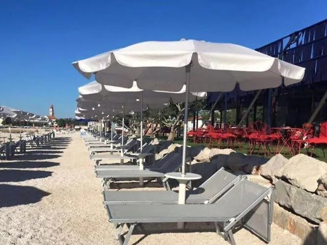 Boris St - Two Bedroom With Terrace And Jacuzzi Apartment