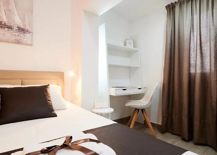 Appartement Boris St - Two Bedroom With Terrace And Jacuzzi Trogir