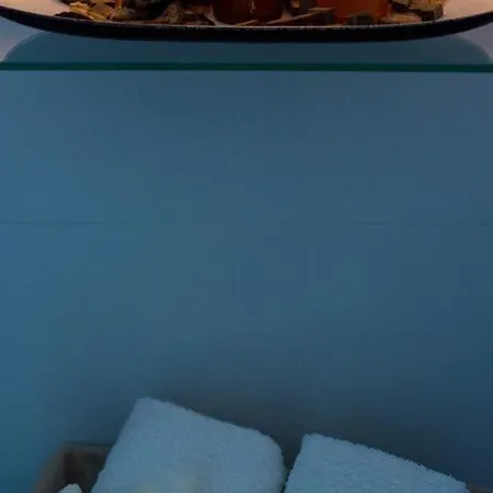 Boris St - Two Bedroom With Terrace And Jacuzzi Apartman