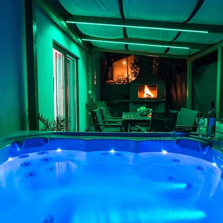 Apartman Boris St - Two Bedroom With Terrace And Jacuzzi