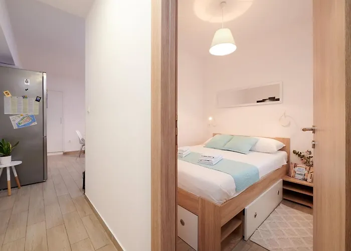 Apartament Boris St - Two Bedroom With Terrace And Jacuzzi