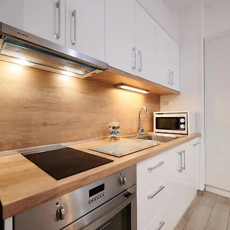 Daire Boris St - Two Bedroom With Terrace And Jacuzzi Trogir