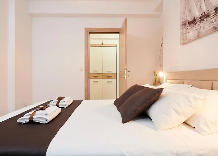 Lägenhet Boris St - Two Bedroom With Terrace And Jacuzzi *